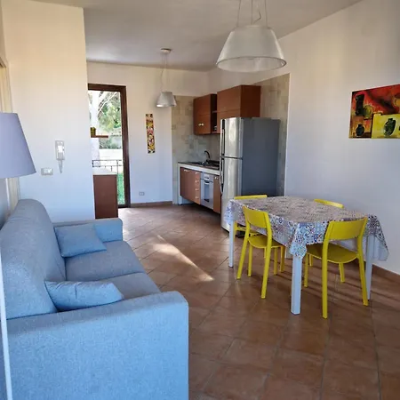 Triskelia Apartment *